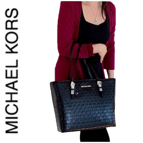 NWT authentic MK monogram carry all tote black - Picture 2 of 7